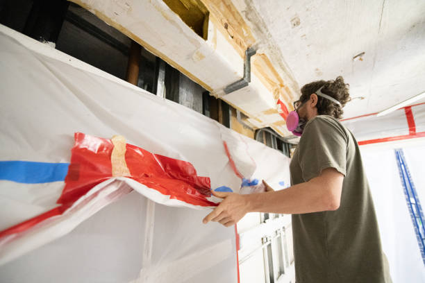 Best Biohazard Mold Removal  in Le Mars, IA
